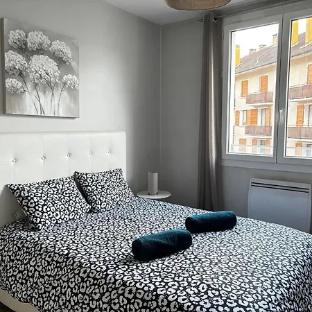 Cocon Moderne Pres Des Commerces Appartamento *